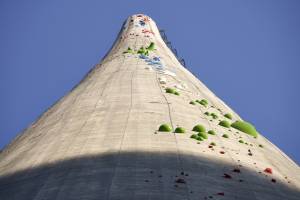 Must-Watch: ‘360 Ascent’ Documents World’s Tallest Artificial Multipitch Climb