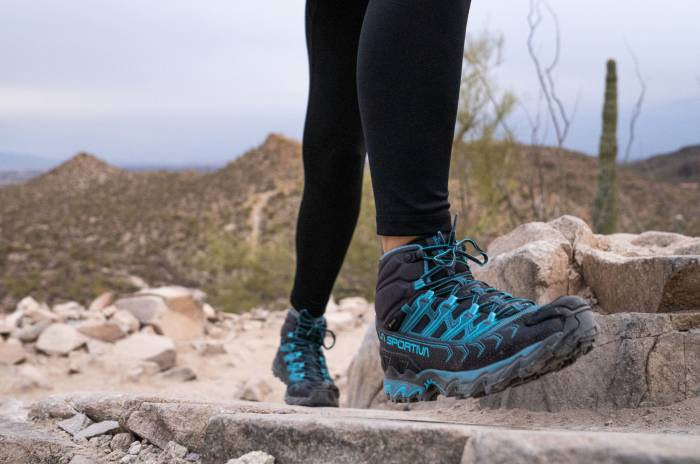 La Sportiva Ultra Raptor II Mid GTX Hiking Boots W Tucson