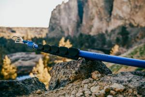 ‘Skyhook’ Stick Clip Aims to End Wobbly Frustration