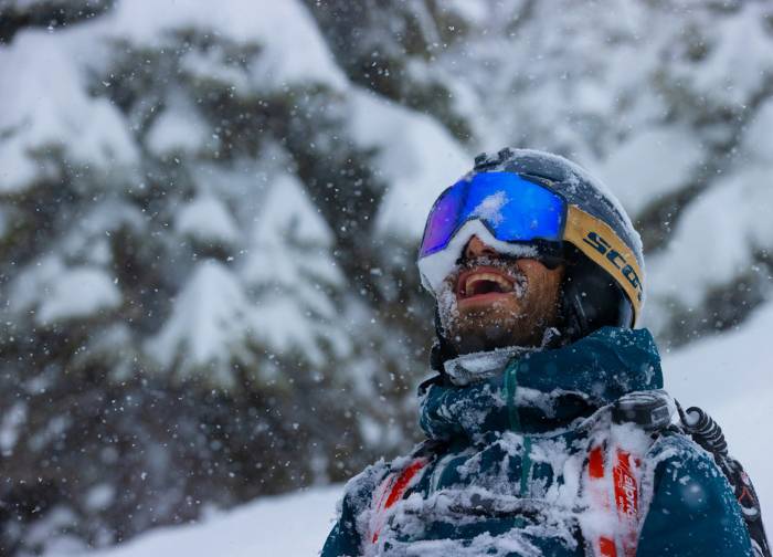 ikon-pass-own-the-stoke