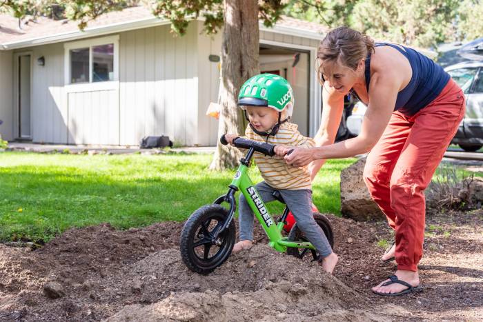 how to teach a kid to ride a bike