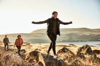 Merrell Moab Speed hiker on rocks