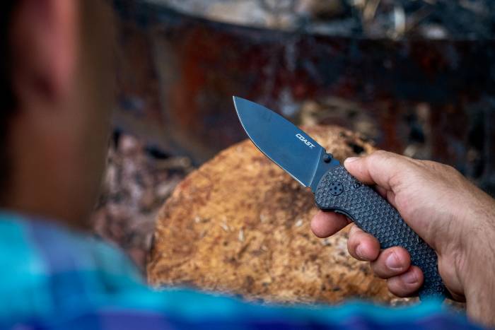 Coast-knives-lifestyle-2