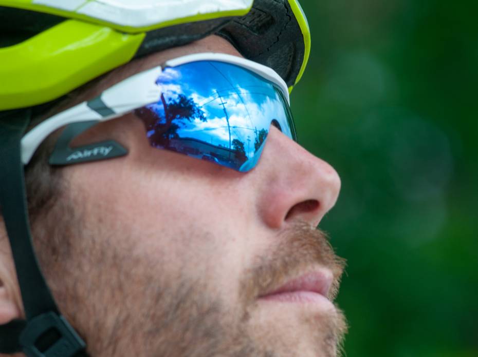 Hovering Sunglasses: AirFly Retools How Your Sports Shades Fit Zygospec AirFly floating sunglasses