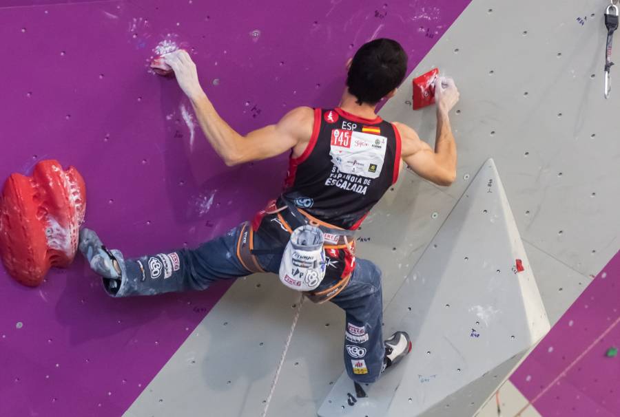 First Olympic Sport Climbing Champions Slovenian, Spaniard Take Gold