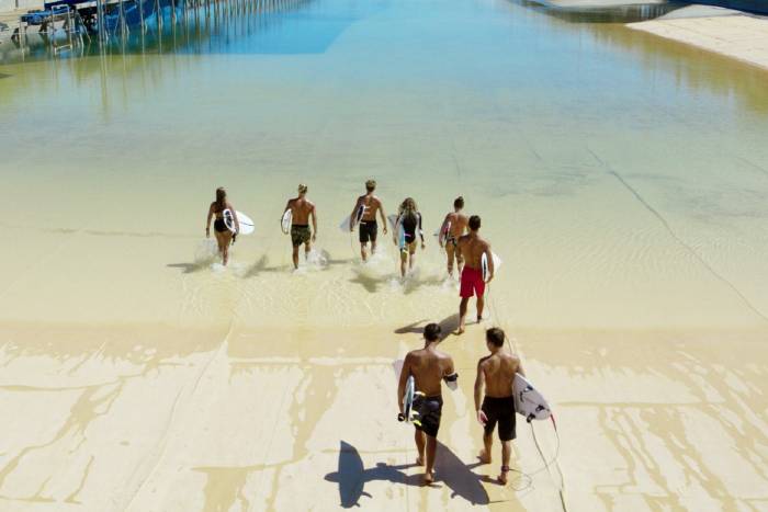 THE ULTIMATE SURFER - “Welcome to the Surf Ranch” – Fourteen up-and-coming surfers train and live together at the World Surf League’s (WSL) state-of-the-art Surf Ranch in Lemoore, California, powered by Kelly Slater’s human-made wave technology, in the hope of winning $100,000 and the opportunity to compete on the WSL Championship Tour. Former NFL quarterback Jesse Palmer hosts the surf competition series with sports anchor Erin Coscarelli and the iconic voice of professional surfing Joe Turpel serving as commentators. Eleven-time surfing world champion Kelly Slater is the lead consultant and also serves as a special correspondent on the series premiere of “The Ultimate Surfer,” airing MONDAY, AUG. 23 (10:00-11:00 p.m. EDT), on ABC. (ABC) THE ULTIMATE SURFER