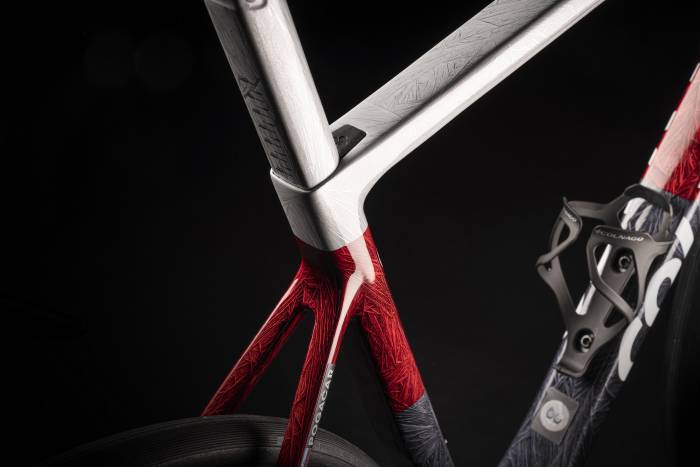 colnago blockchain security bike detail