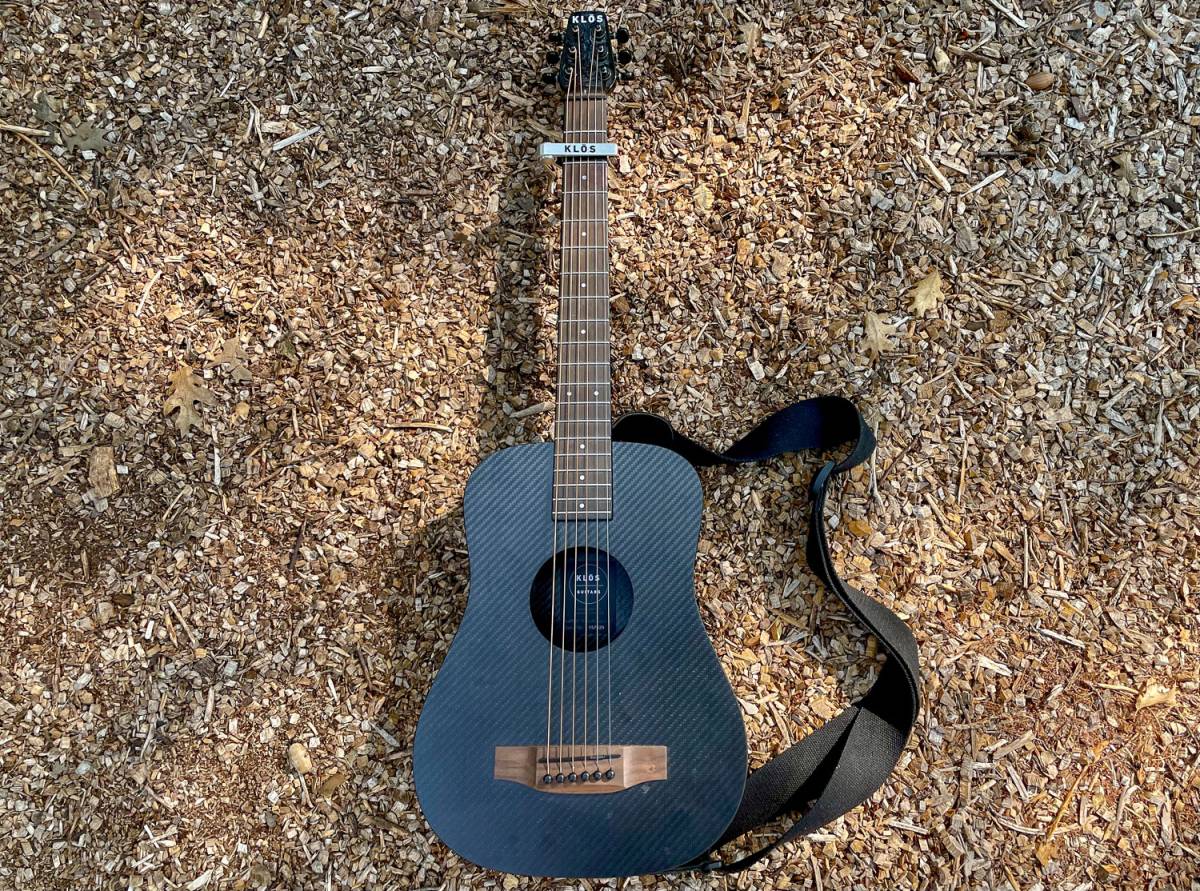 Carbon Fiber Travel Guitar Review The KLOS Deluxe Ups Your Campfire
