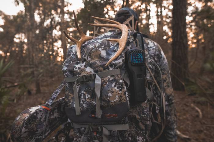 repel mosquitoes while hunting