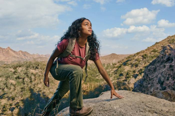 Women's Wranger ATG cargo boot pant