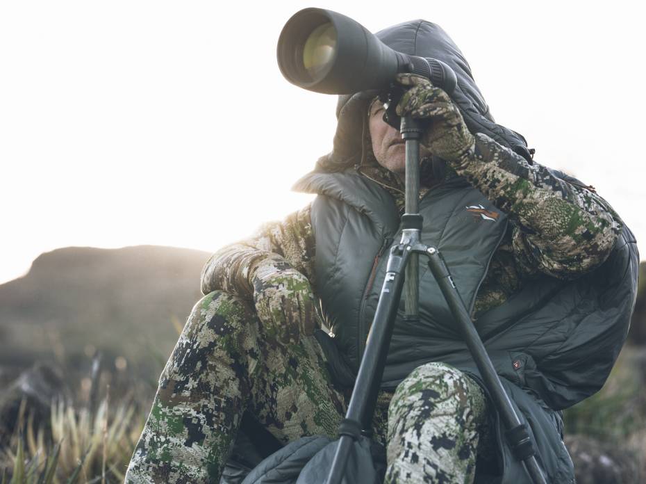 Sitka Gear Aerolite Collection: Space-Age Synthetics for Hardcore Hunters Glassing in the Sitka Gear Aerolite Collection