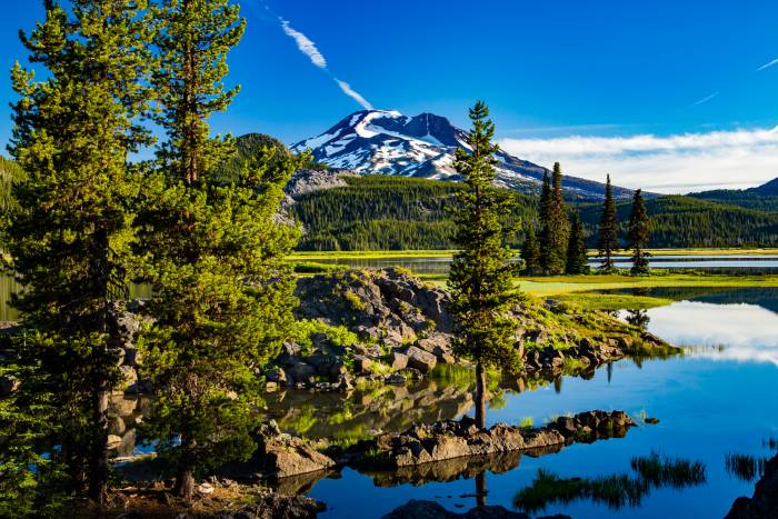 The 7 Best Hikes Near Bend, Oregon