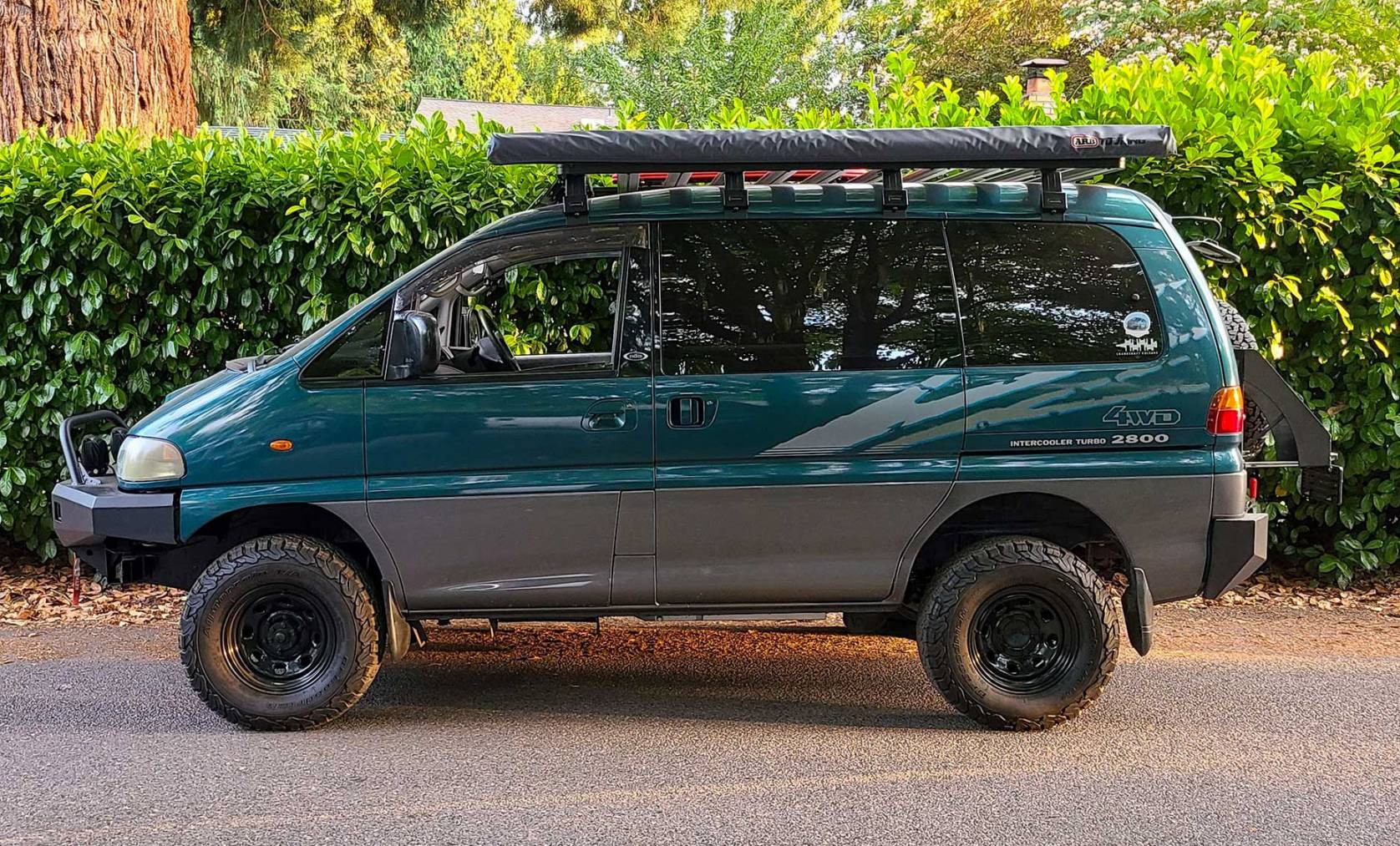 Egoé Nestbox Supertramp Review: Camper Comforts With Vehicle