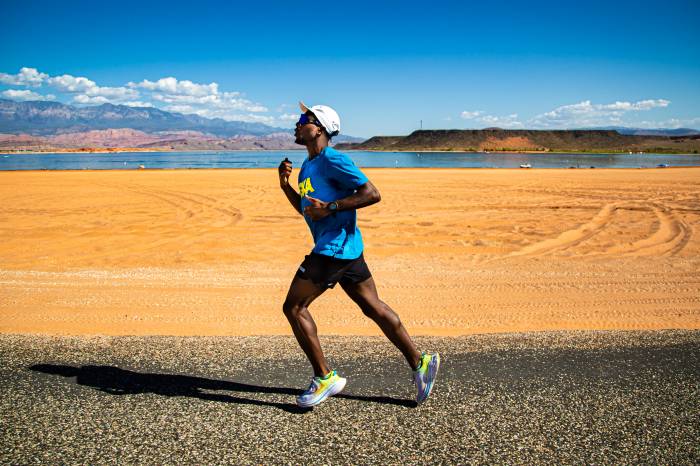 HOKA triathlete Sam Holness