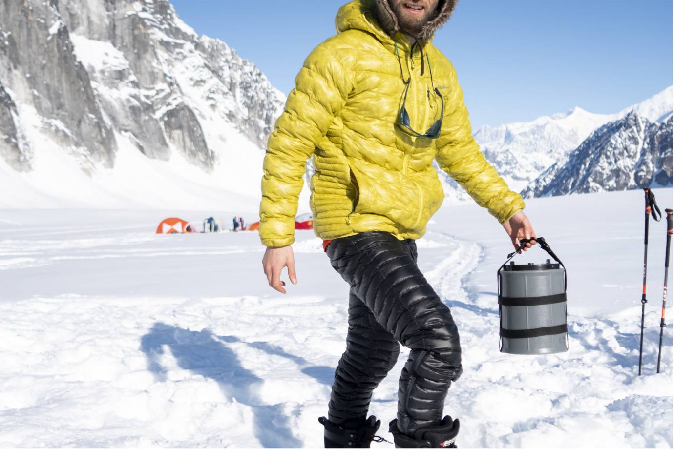 Mountain Hardwear Puffy Pants Review, Why You Need Them GearJunkie