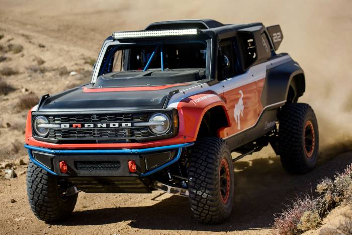 2023 ford bronco dr