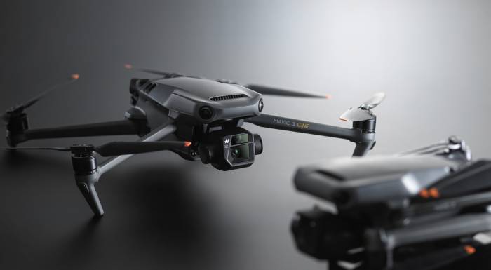 Going the Distance: DJI’s New Mavic 3 Boasts Increased Range, Dual Cameras