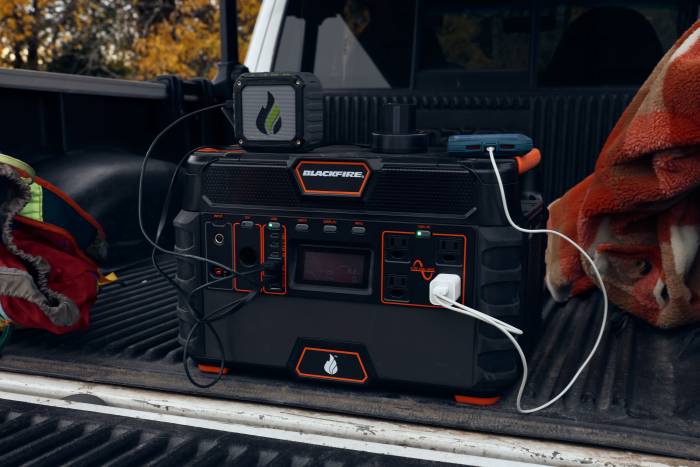 Blackfire PAC 1000 power station