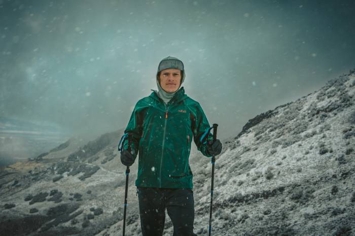 runner chris fisher sets new world record for max vert