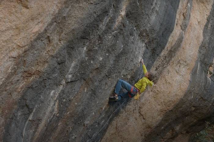 Alex Megos climbs "King Capella" 5.15c? in Spain.