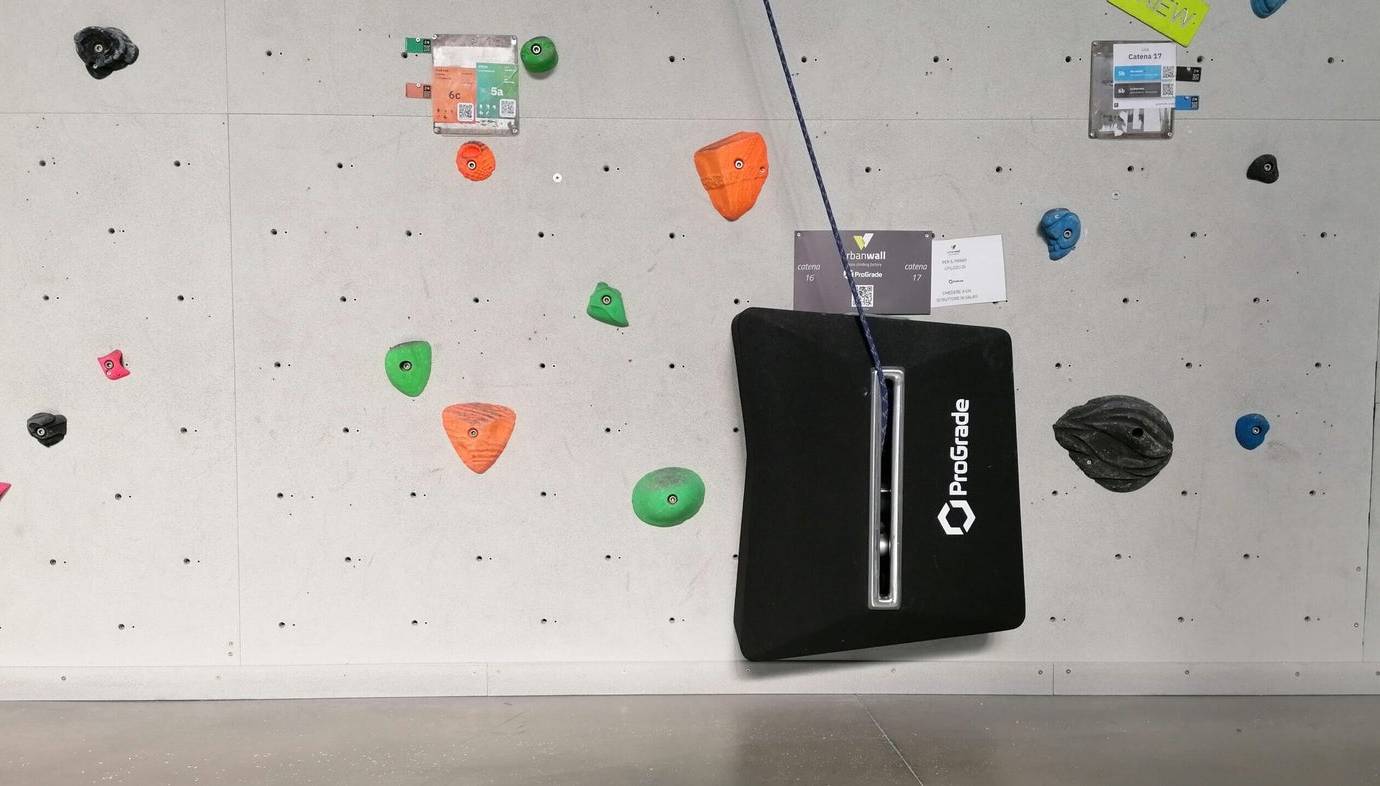 Arrested by Machines Europe’s Lead Climbing AutoBelay Targets US Gyms