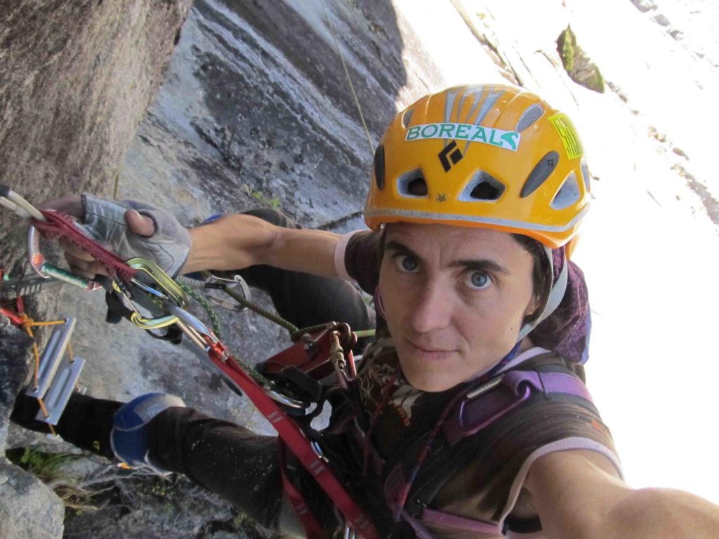 silvia vidal solo climbing