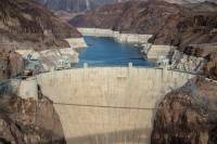 Parched West Receives $200 Million to Refill Largest Reservoir in US hoover dam lake mead