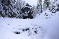 a jeep setup for winter camping in the snow