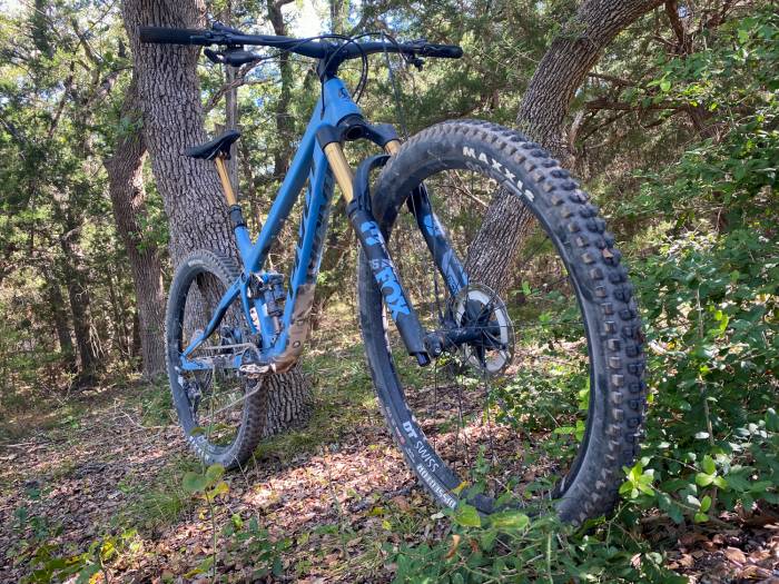 Pivot Trail 429