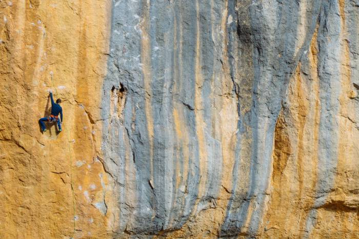 adam ondra siurana climbing