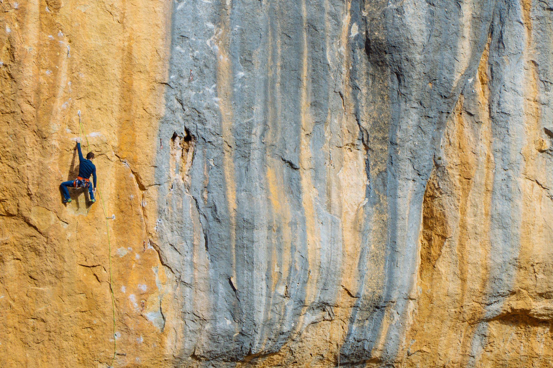 adam ondra siurana climbing