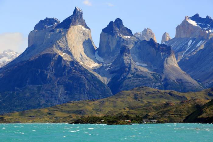cuernos del paine near torres del paine