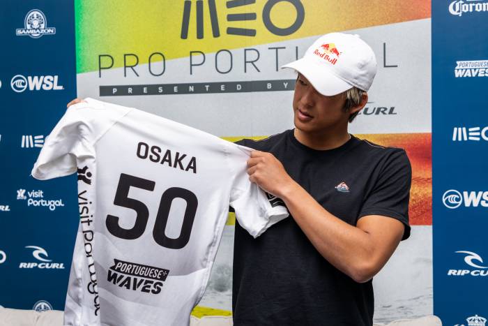 Pro Surfers to Honor ‘Female Heroes’ in Upcoming World Surf League Tour