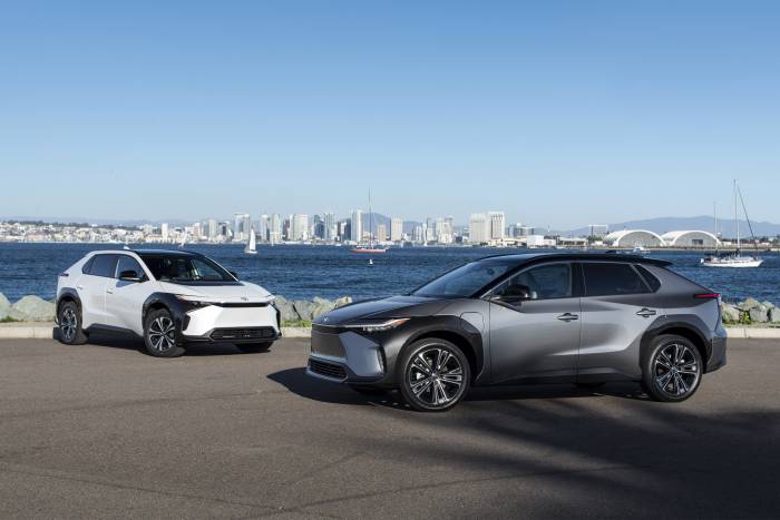 2023-Toyota-bZ4X