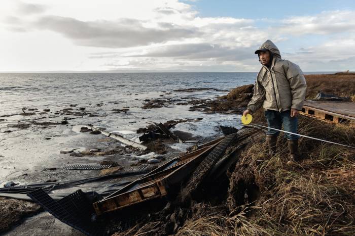 (Photo/Andrew Burton and Michael Kirby for Patagonia)