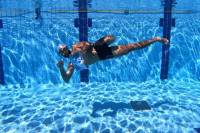 Amputee Swimmer Sets 2 Guinness World Records Omar Hegazy broke two underwater world records in April 2022; (photo/Guiness World Records)