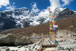 Himalayan Climbers Make History, Fugitive Eludes Authorities & More Stories to Start Your Week