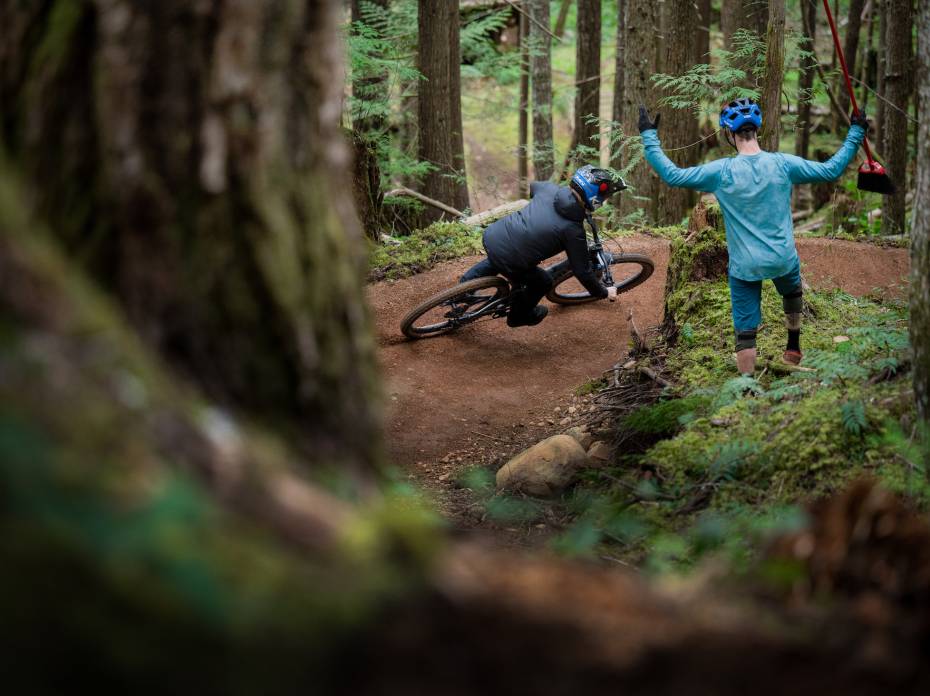 Flair in the Forest: How Trail Builders Share Resources in the Pacific Northwest PEARL iZUMi