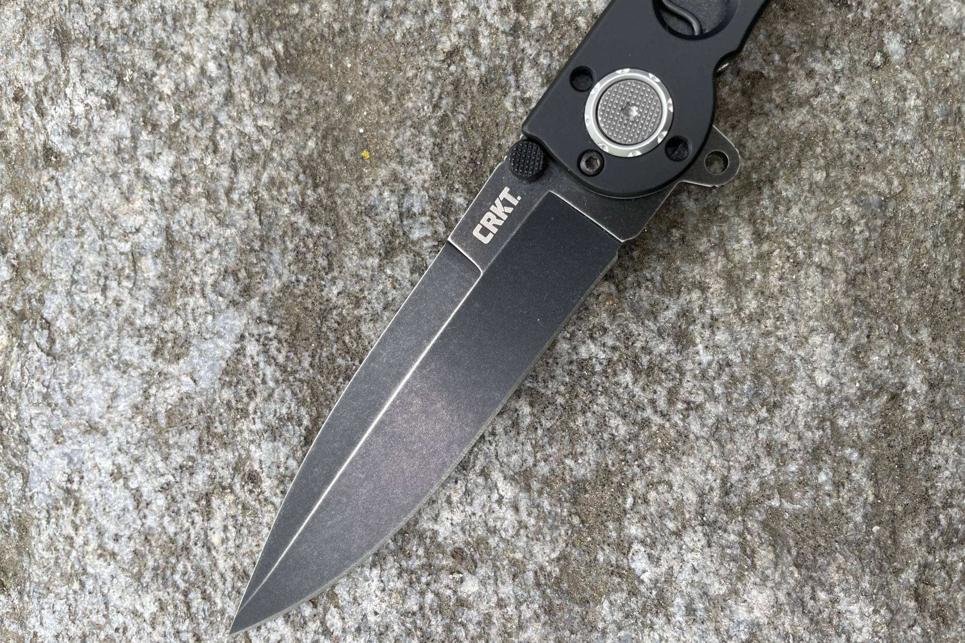 'It Could Not Be Simpler' CRKT M16 Deadbolt Folding Knife Review