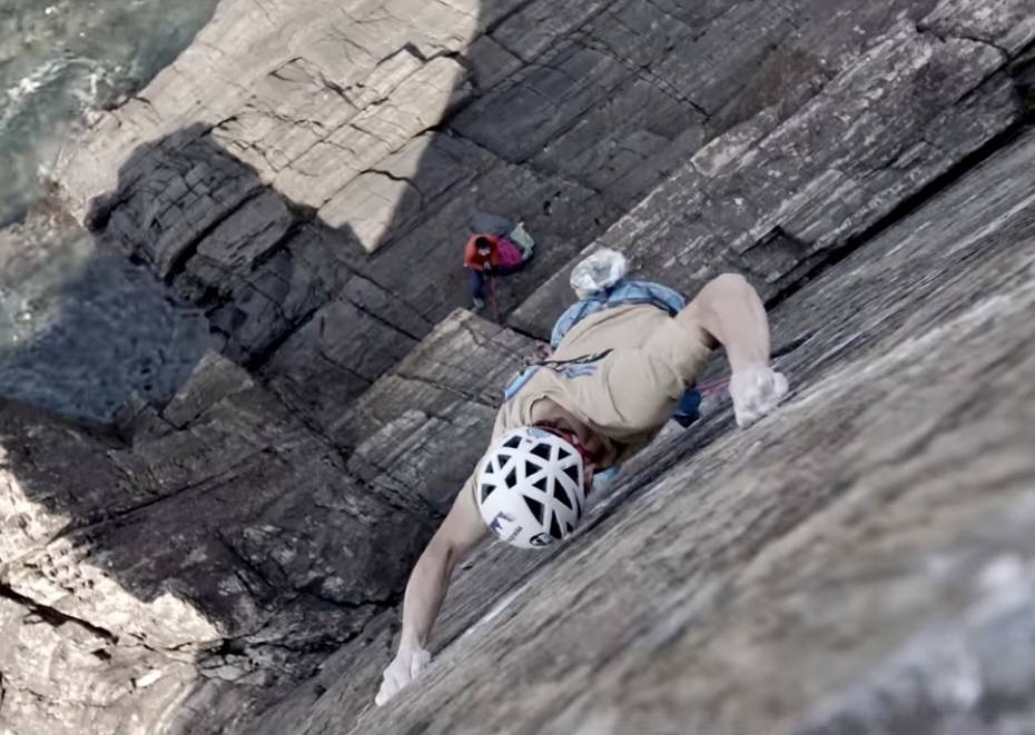 ‘Connecting Walls’: 2 Climbers Find Pristine Cliffs & Grace on Yukishima ‘Connecting Walls’: Two Climbers Find Pristine Cliffs & Grace on Yukishima