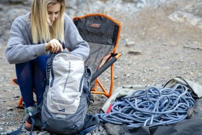 ALPS Mountaineering Hydro Trail 17L Hydration Pack Brand Image