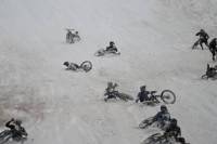 Megavalanche 2022 Fail Reel: Watch MTBers Wipe Out on Snow megavalanche