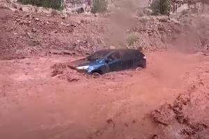 How Dangerous Are Flash Floods? Find Out in POV Footage From Capitol Reef NP
