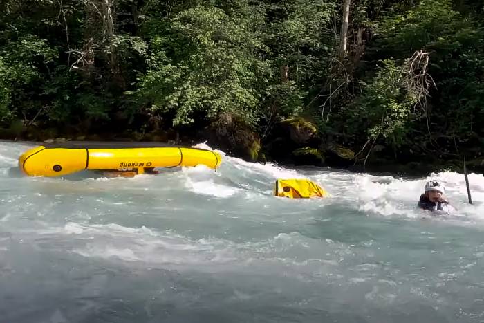 racer overboard packraft raid in france race