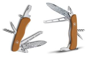 Special Edition Swiss Army ‘Picknicker’: Unfold Damast, Unpack Lunch