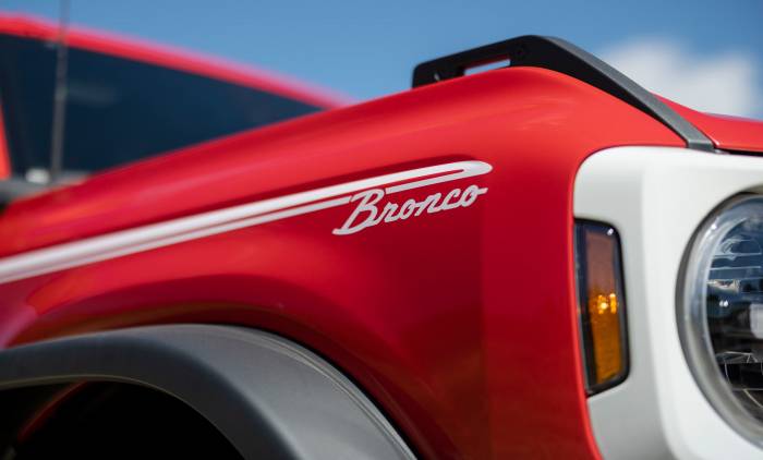 2023 Ford Bronco Heritage Edition