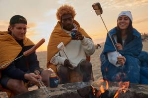 Motion-Controlled Flashlight, ‘Flame Blanket’ & More Emerging Gear