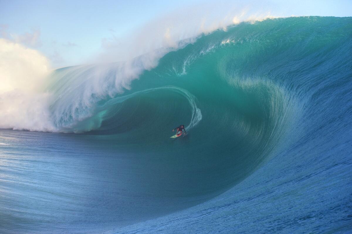 Pro Women Surfers Make Long-Awaited Return to One of Earth's 'Most