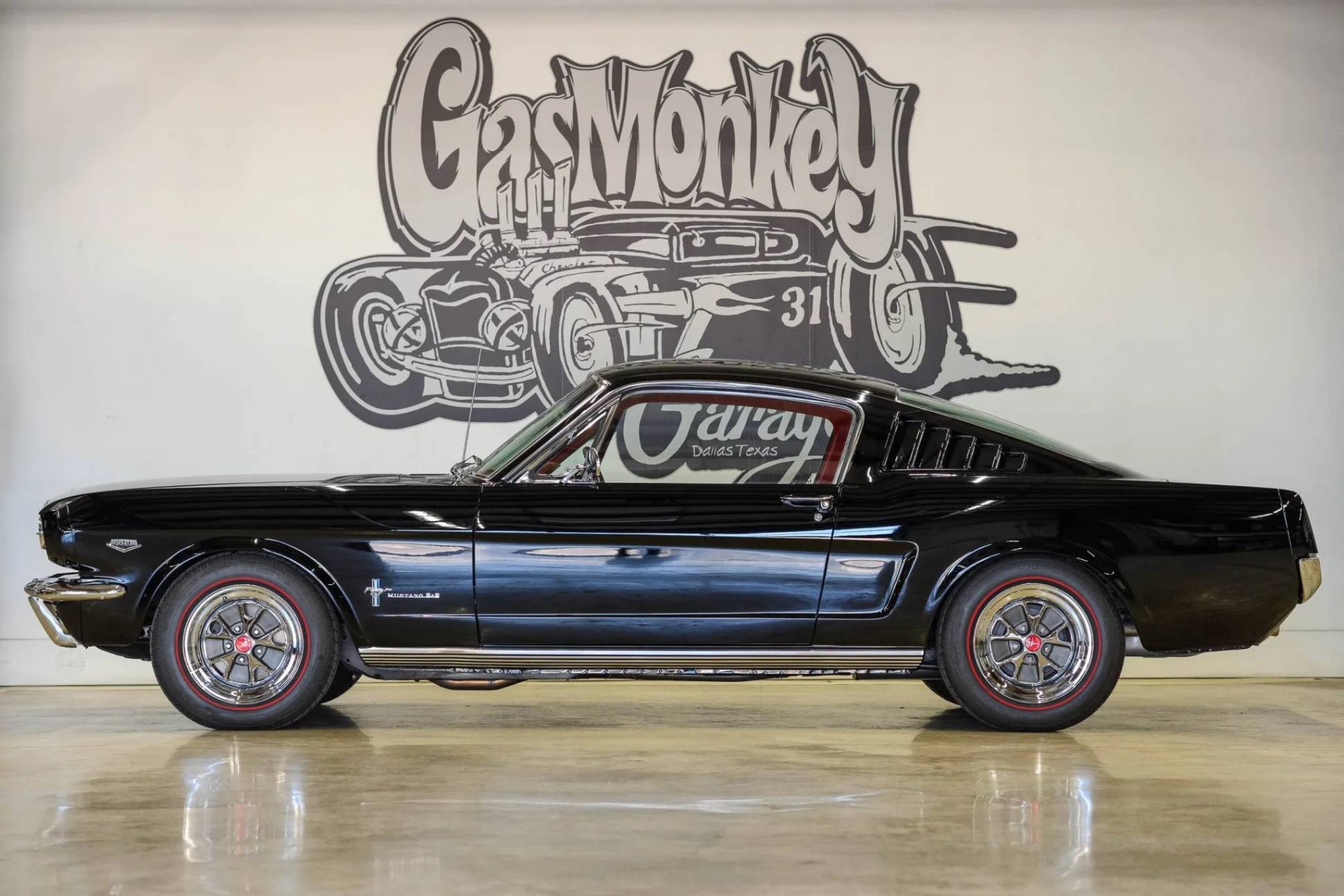 Gas Monkey Garage's Richard Rawlings Selling 25-Plus Cars in 'Bring a ...