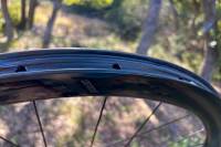 Hookless Wheels, Rims, and Tires: How They Work and Their Benefits A hookless rim on an ENVE 3.4 SES wheel